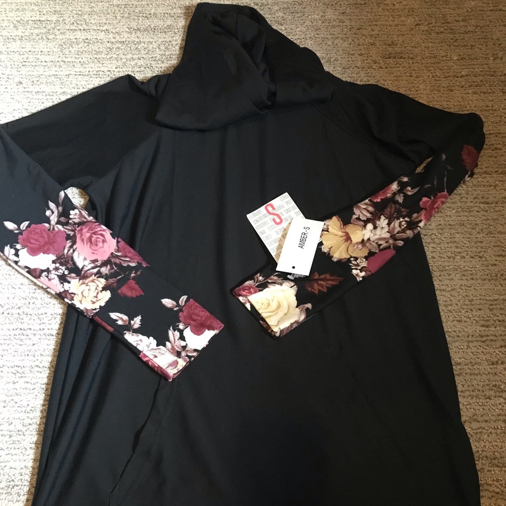 Lularoe Amber hoodie floral dipped sleeves Sz S